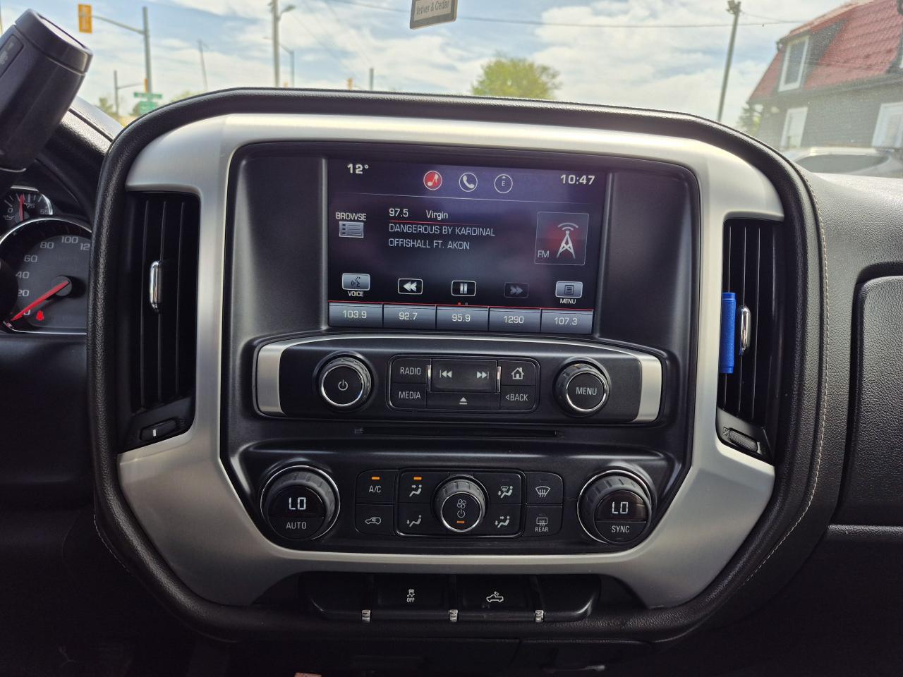 2015 GMC Sierra 1500 4WD Crew Cab SLE - LEATHER Photo19