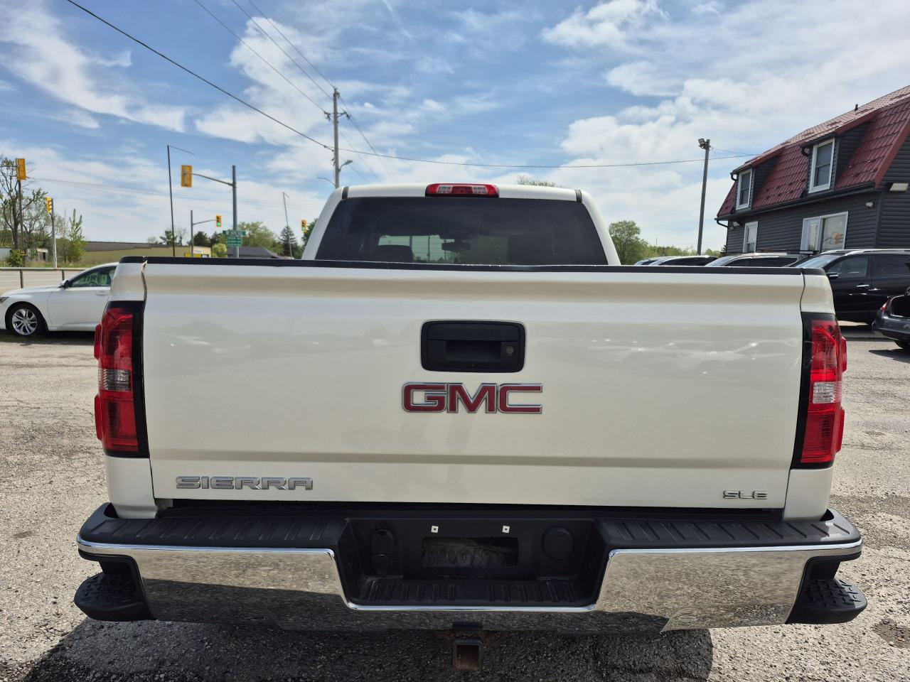 2015 GMC Sierra 1500 4WD Crew Cab SLE - LEATHER Photo4