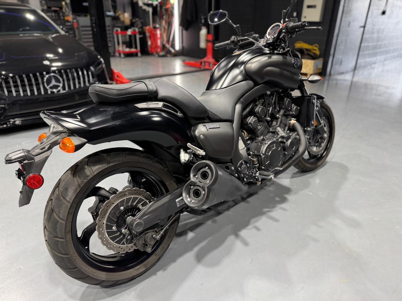 2019 Yamaha VMAX VMX1700 - Photo #7