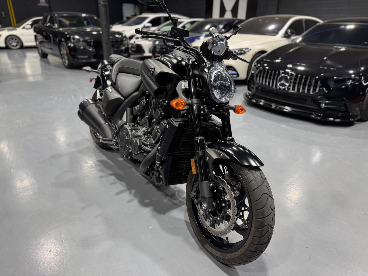 2019 Yamaha VMAX VMX1700 - Photo #3