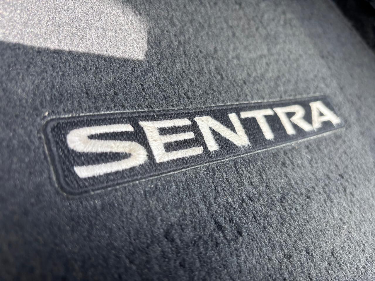 2018 Nissan Sentra LOADED LOW KMS CRASH WARNING - Photo #22