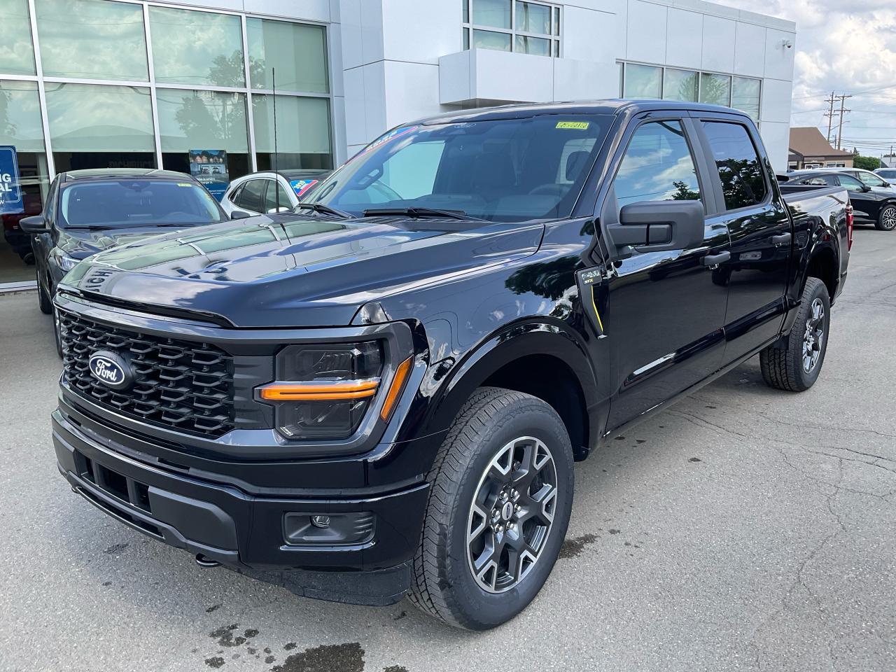 2025 Ford F-150 STX Photo0