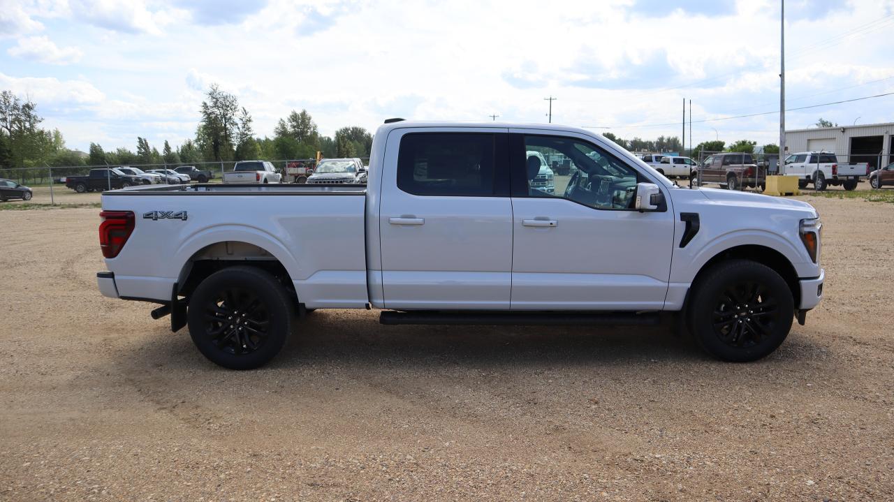 2025 Ford F-150 Lariat Photo5