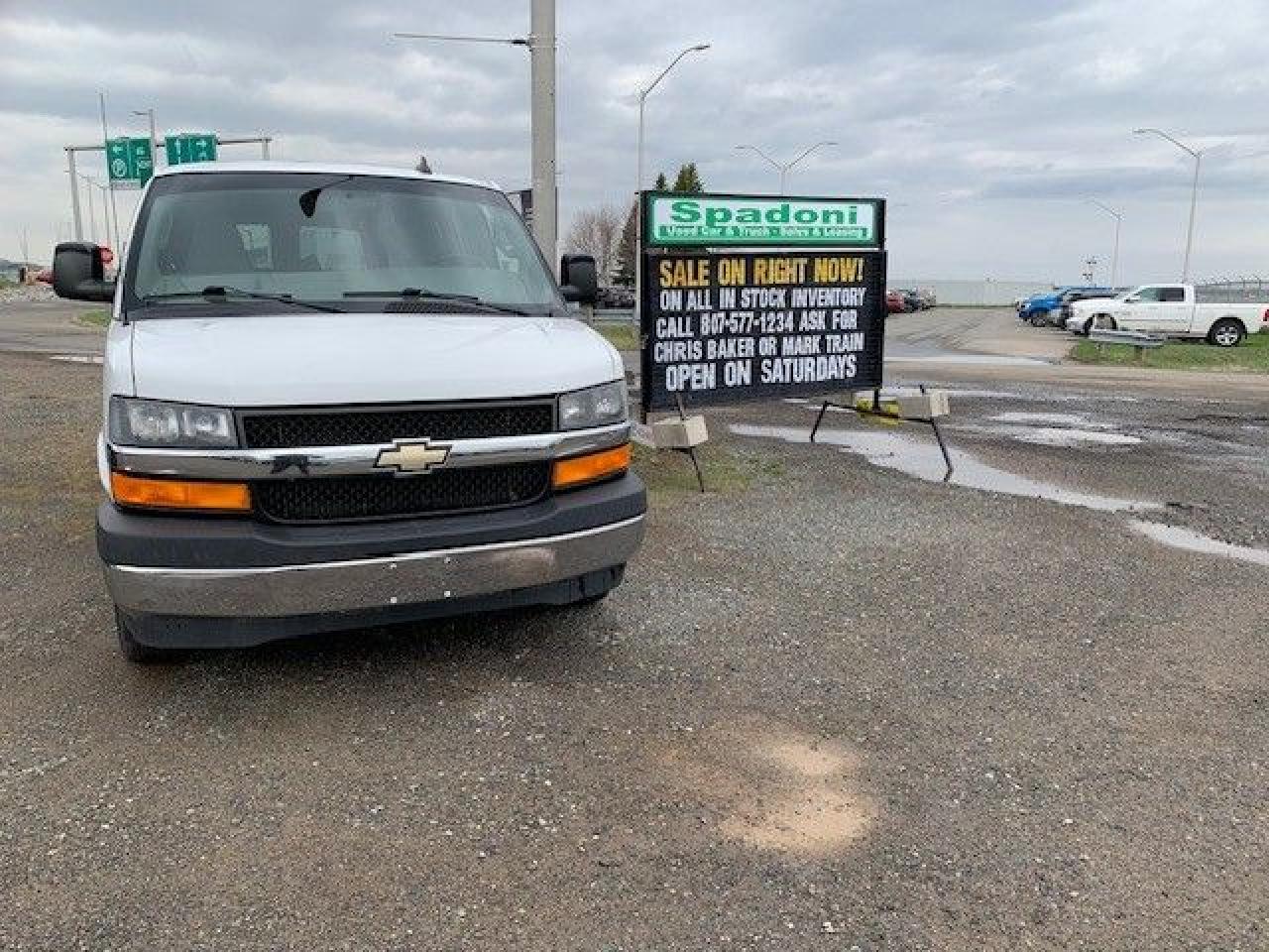 2017 Chevrolet Express LT - Photo #4