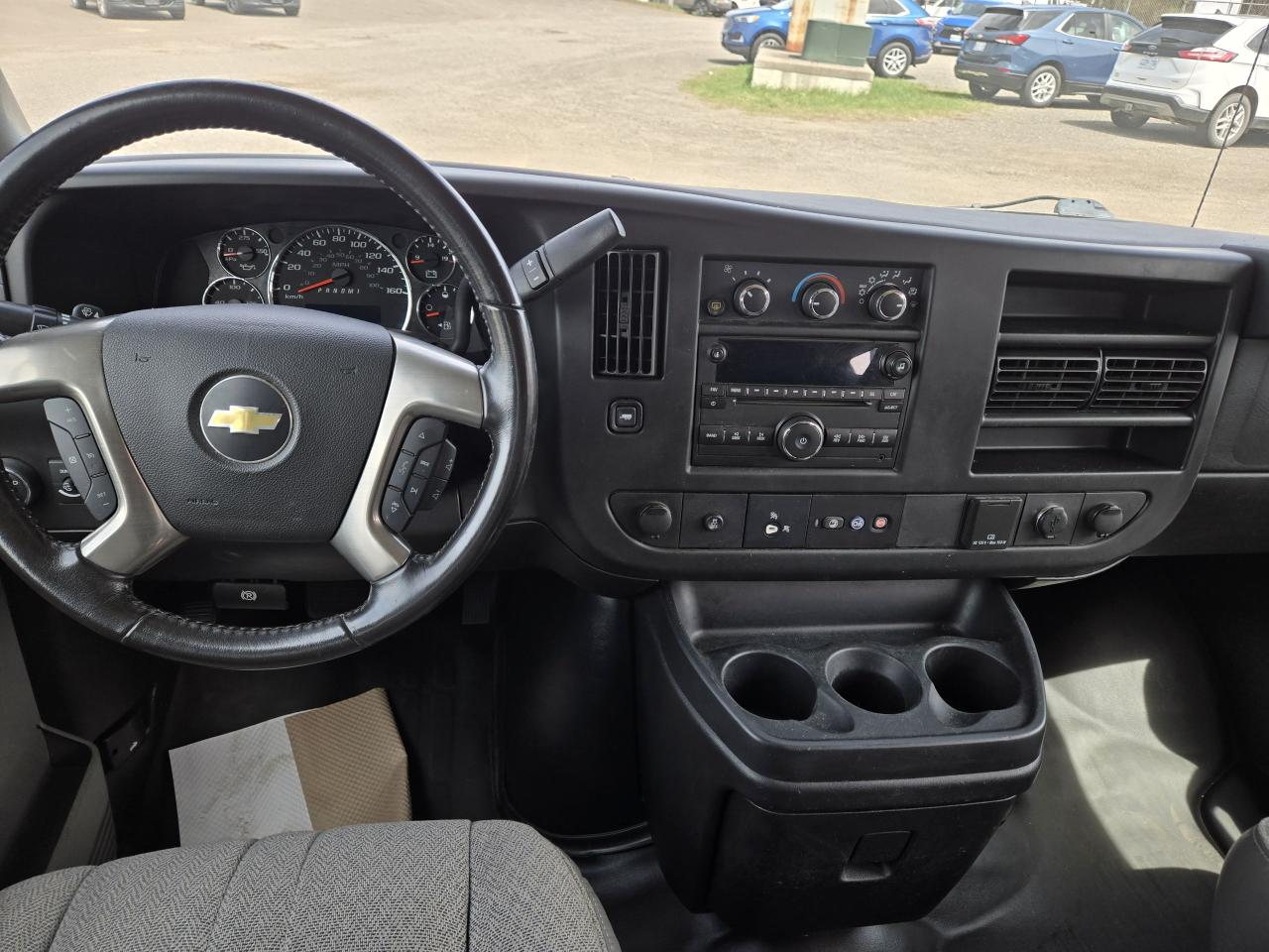 2017 Chevrolet Express LT - Photo #14