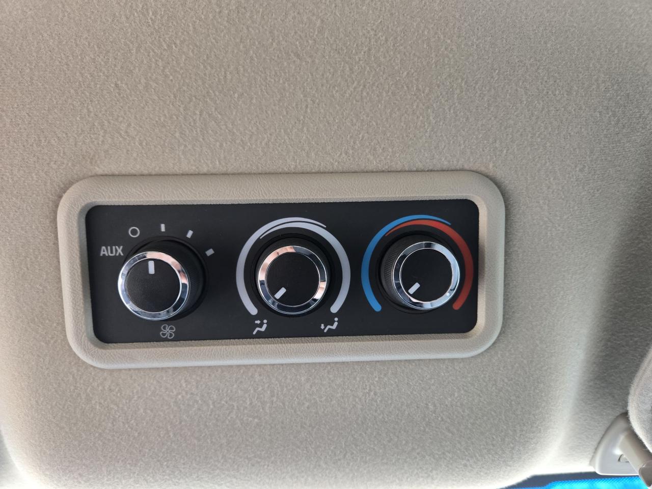 2017 Chevrolet Express LT - Photo #18