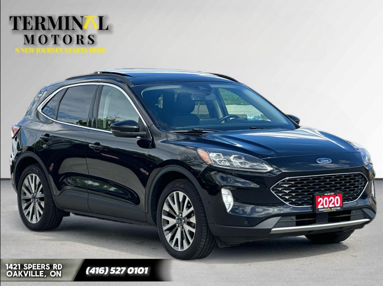 2020 Ford Escape Titanium Hybrid - Photo #4