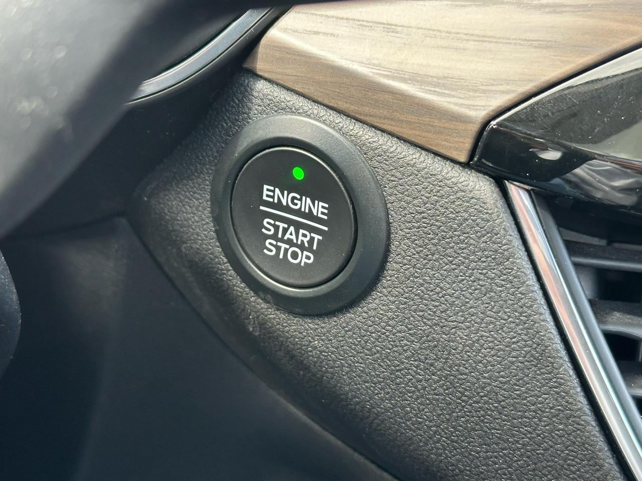 2020 Ford Escape Titanium Hybrid - Photo #16