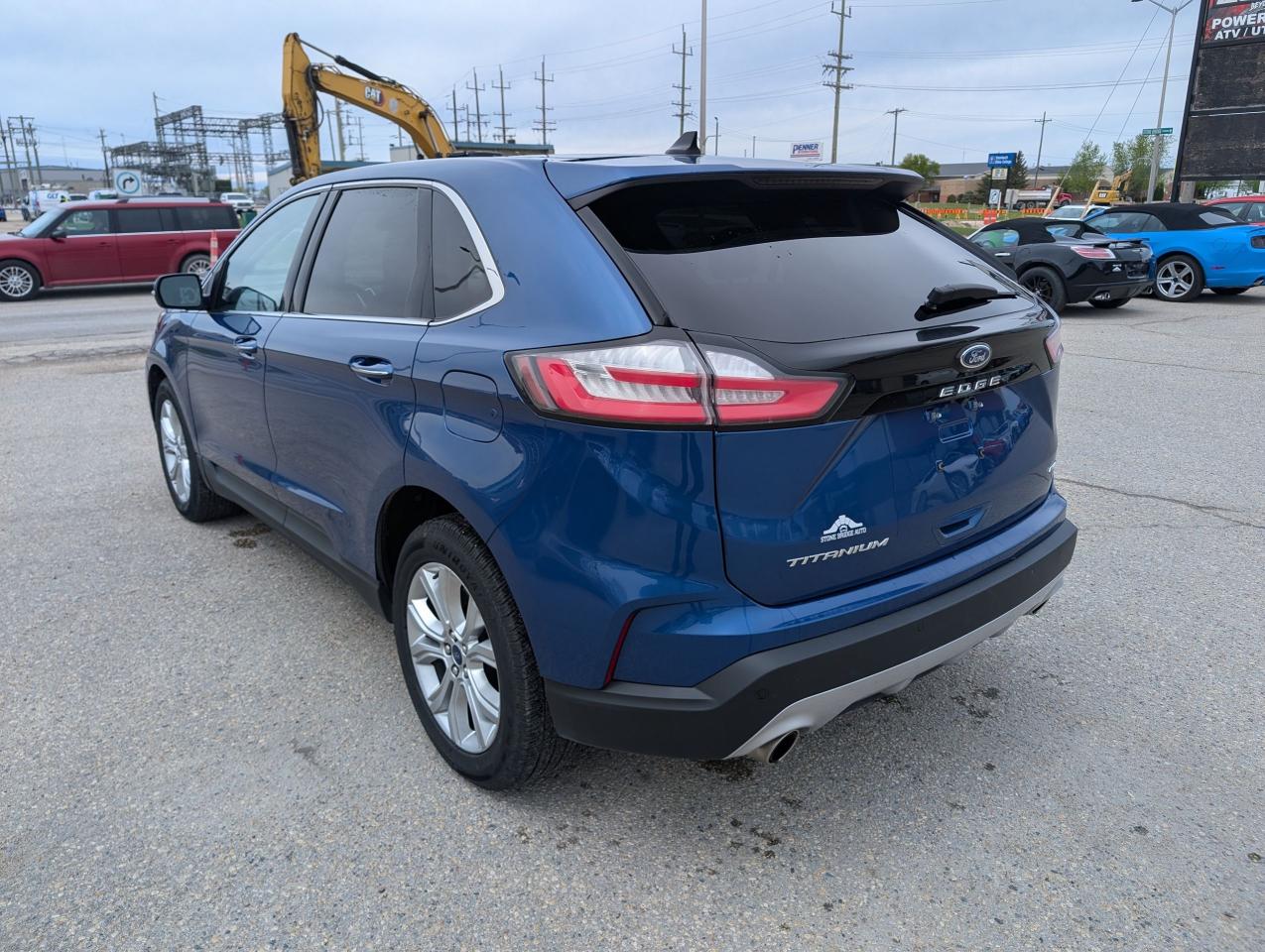 2022 Ford Edge Titanium | No Accident | CarPlay | Htd Seats - Photo #6
