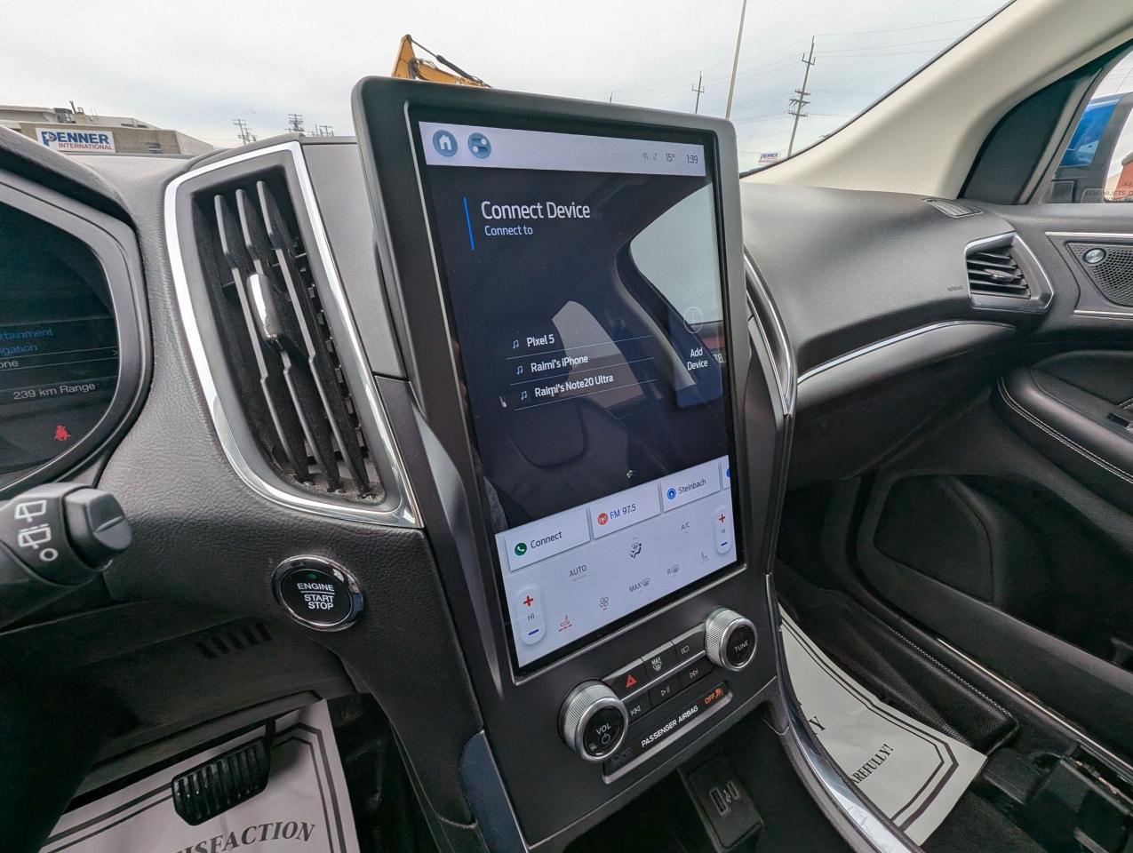 2022 Ford Edge Titanium | No Accident | CarPlay | Htd Seats - Photo #11