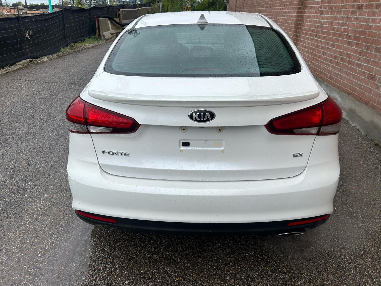 2017 Kia Forte SX LUXURY - Photo #6