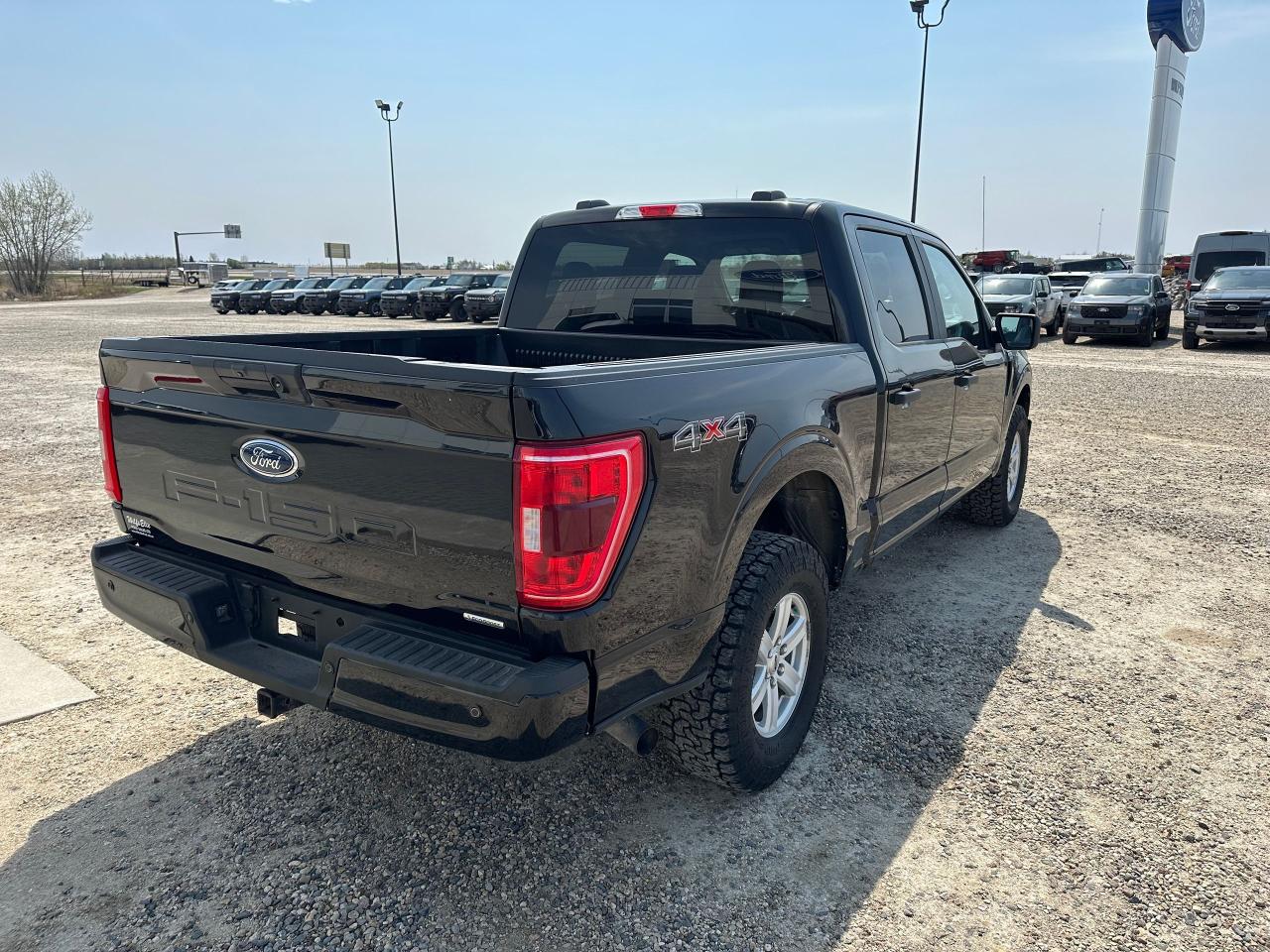 2021 Ford F-150 XLT Photo3