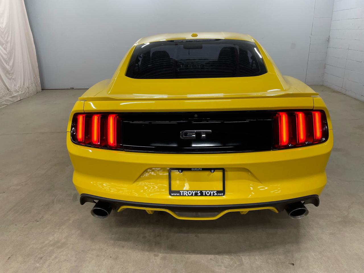 2015 Ford Mustang GT Premium Photo5