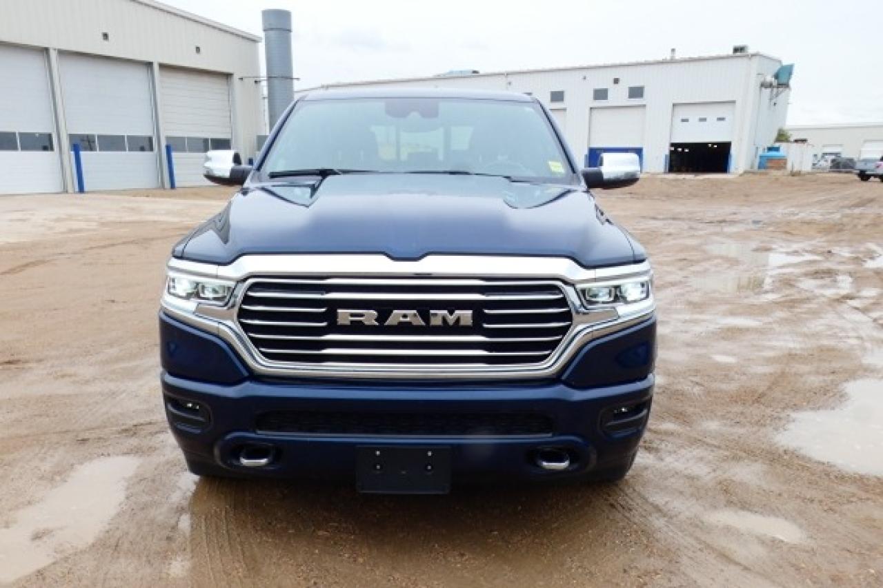 2023 Dodge Ram 1500 Limited Longhorn Hybrid w/H&C L, p.S/R, NAV, BUC - Photo #3
