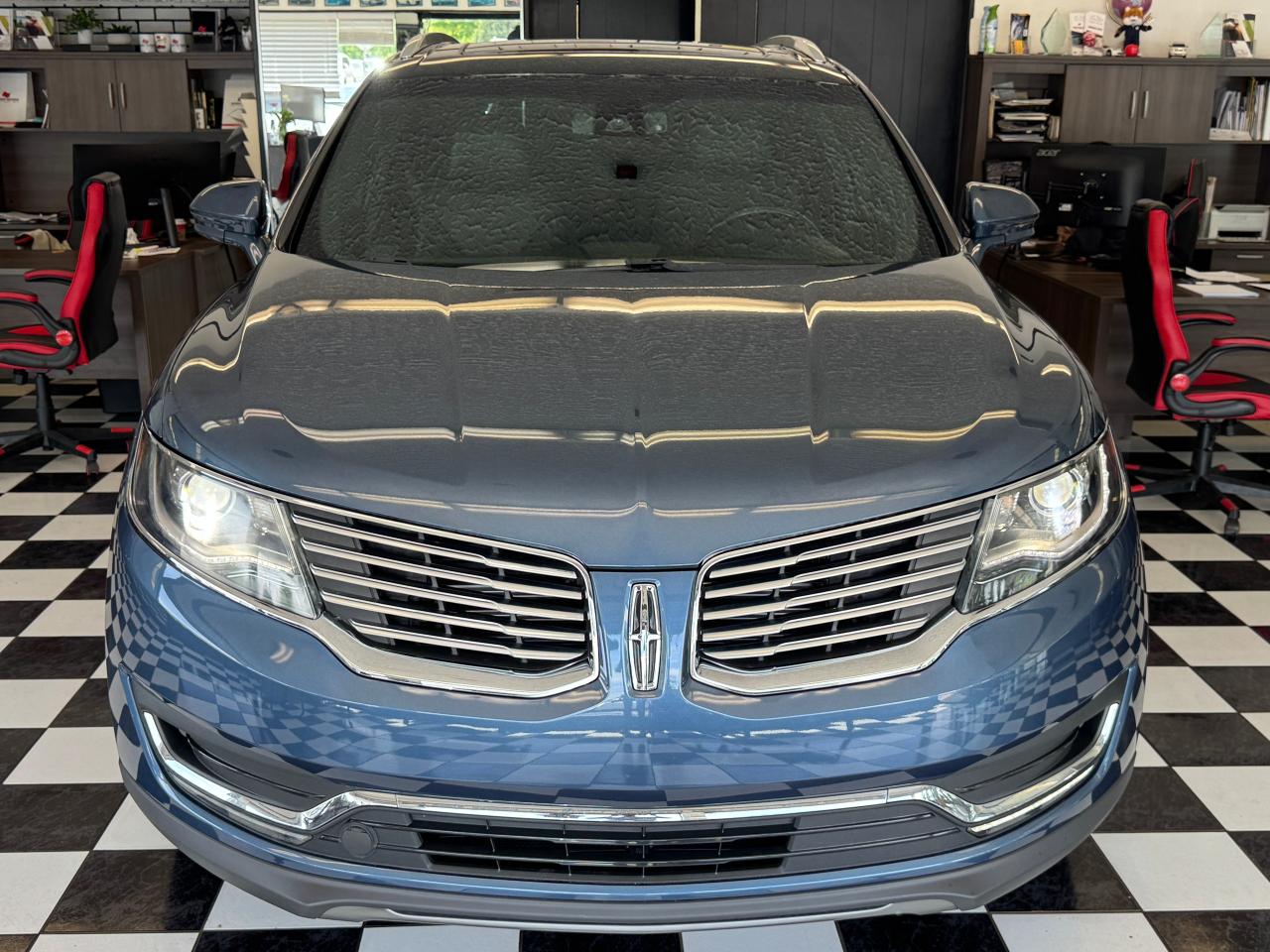 2018 Lincoln MKX AWD Reserve+Cooled Leather+New Tires+CLEAN CARFAX Photo12