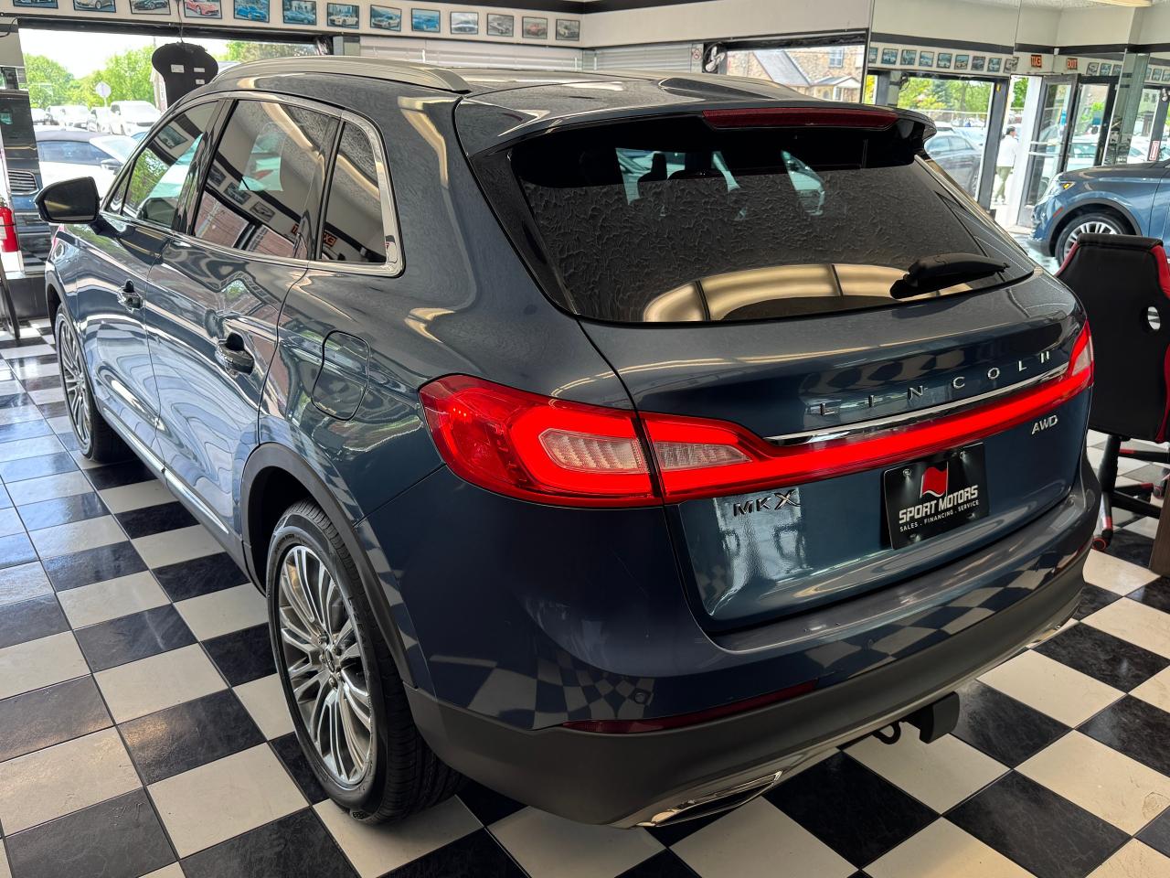 2018 Lincoln MKX AWD Reserve+Cooled Leather+New Tires+CLEAN CARFAX Photo8