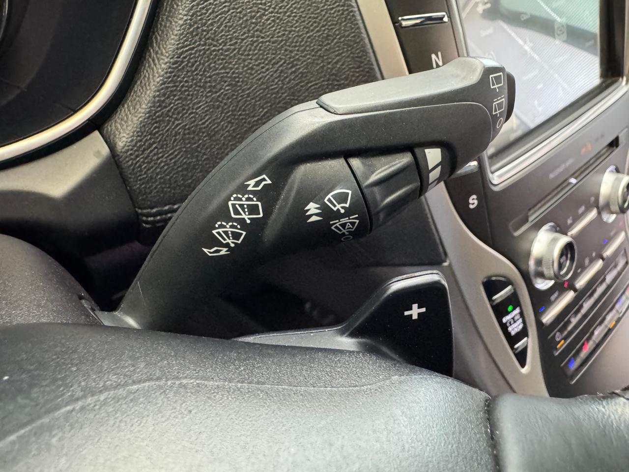 2018 Lincoln MKX AWD Reserve+Cooled Leather+New Tires+CLEAN CARFAX - Photo #50