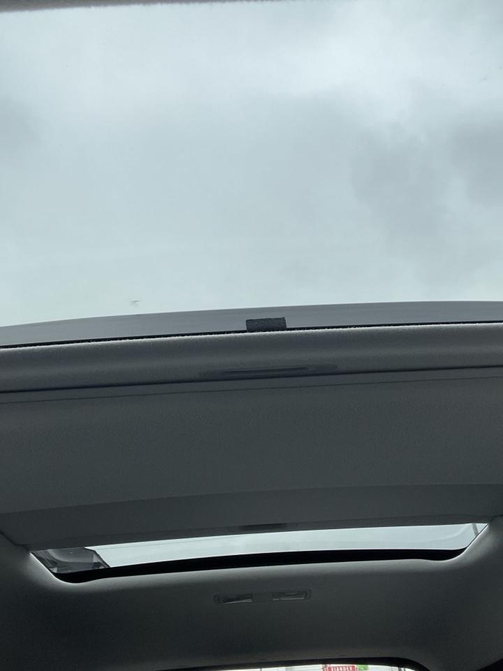 2015 Toyota Venza  - Photo #16