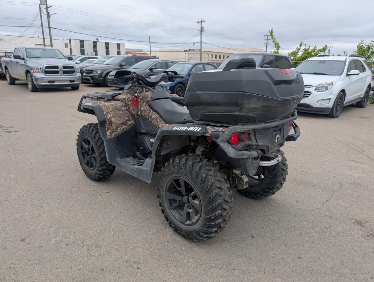 2020 Can-Am Outlander 850 Max XT  - Photo #4