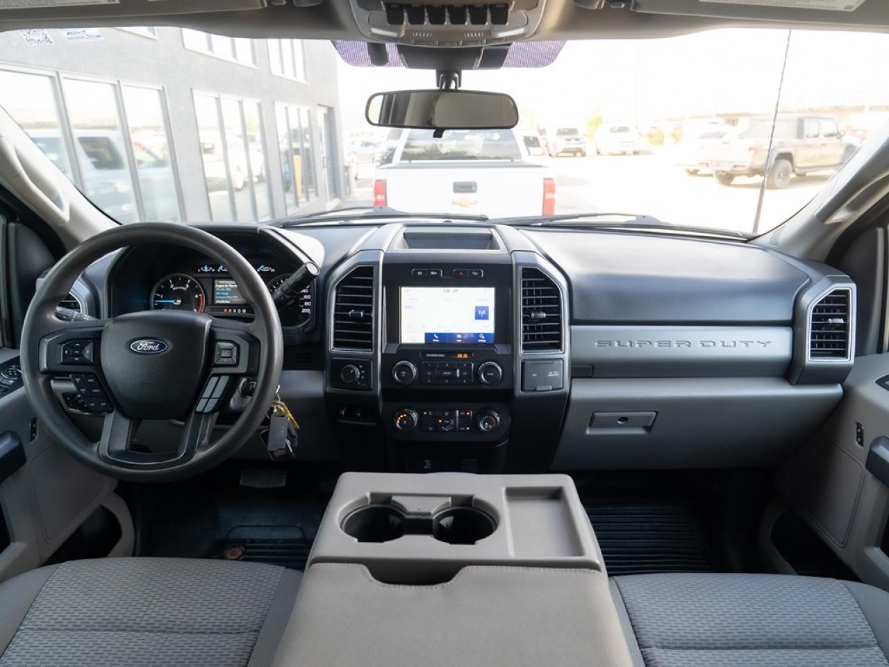 2022 Ford F-350 XLT CREW CAB 4X4 DIESEL/DUALLY Photo7