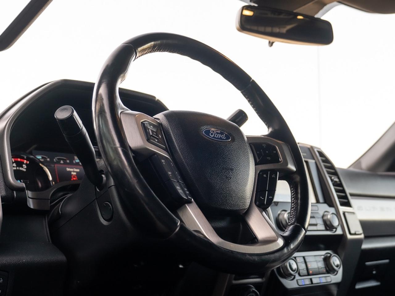 2020 Ford F-350 Platinum LIFT/RIMS/TIRES Photo7