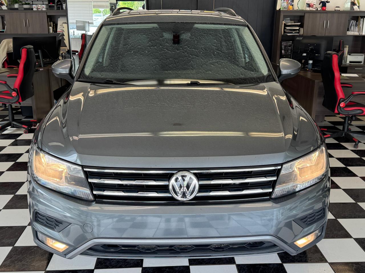 2018 Volkswagen Tiguan COMFORTLINE 7 Passenger+Leather+Roof+CLEAN CARFAX Photo12