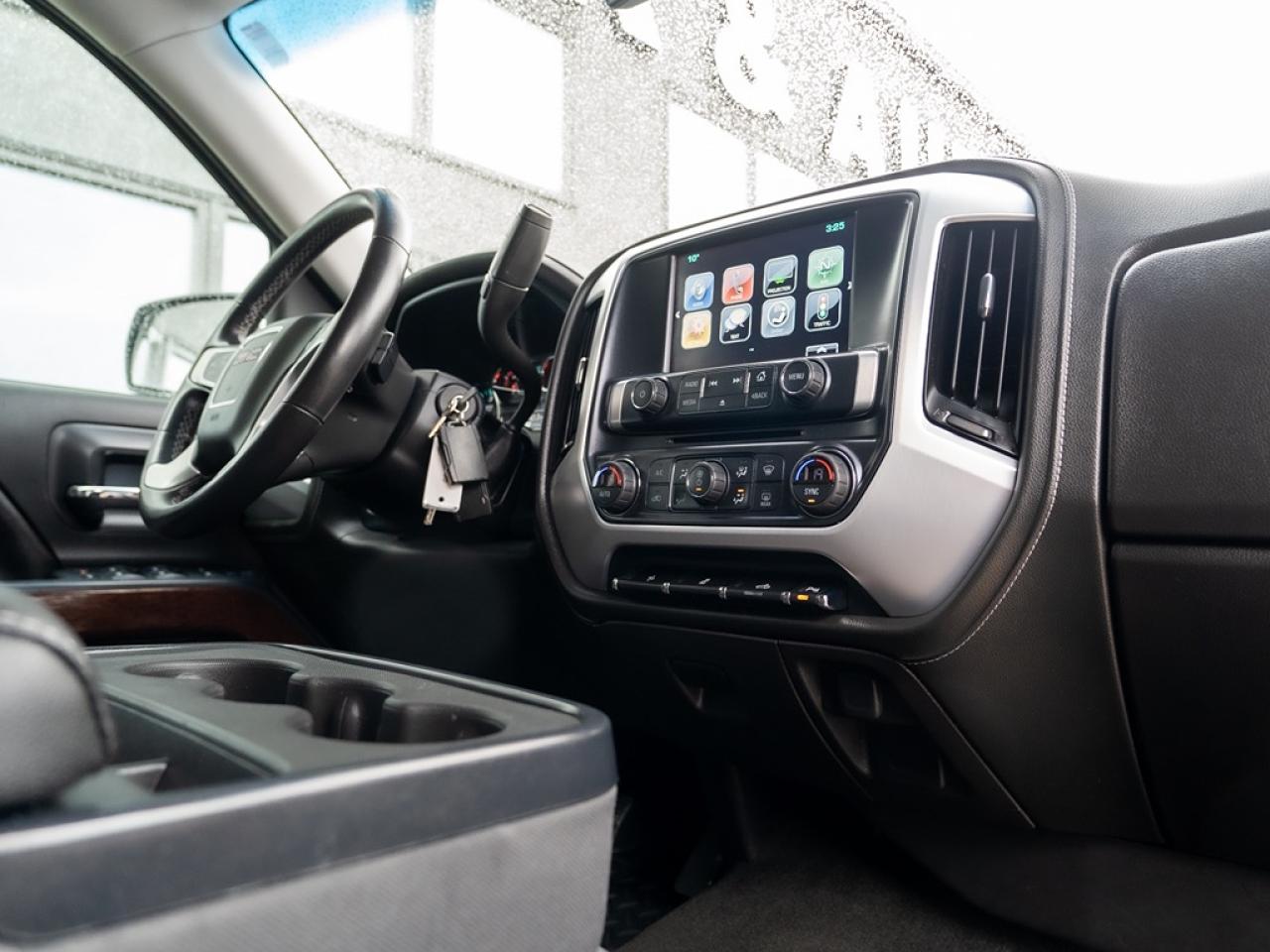 2017 GMC Sierra 1500 SLE 4x4 Photo18
