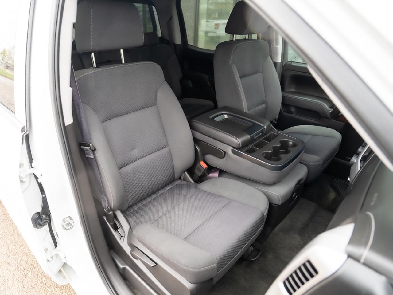 2017 GMC Sierra 1500 SLE 4x4 Photo16