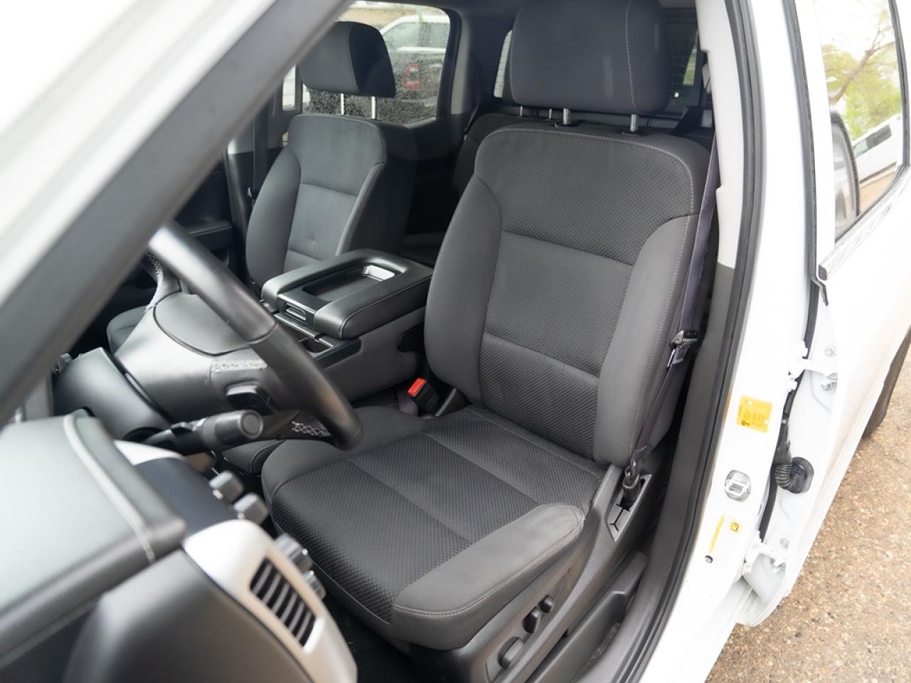 2017 GMC Sierra 1500 SLE 4x4 Photo15