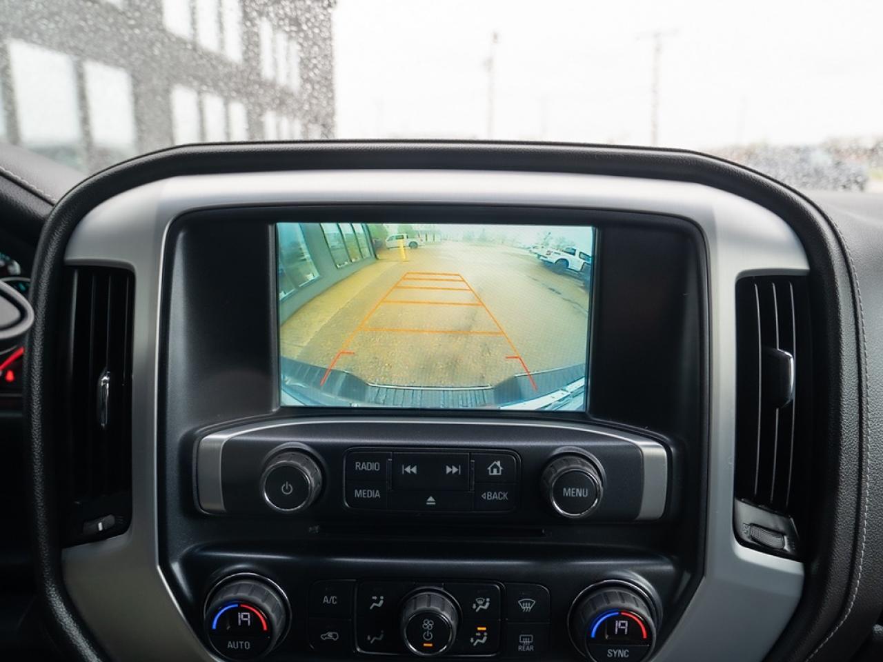 2017 GMC Sierra 1500 SLE 4x4 Photo13