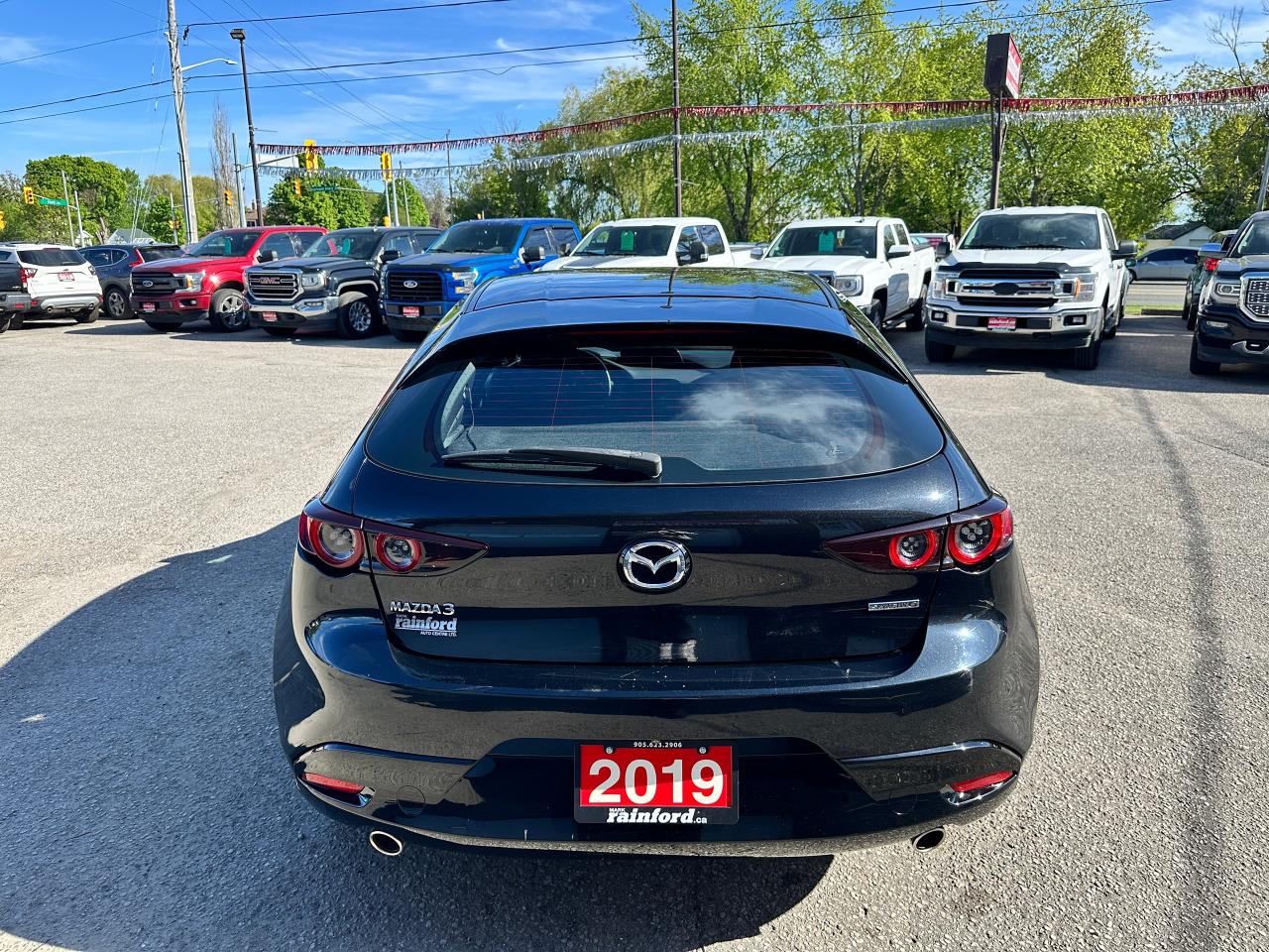 2019 Mazda MAZDA3 GX Manual HTD Cloth Bluetooth FM Backup Cam Alloys Photo3