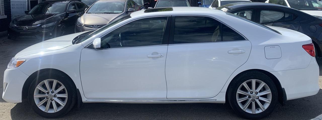 2012 Toyota Camry 4dr Sdn I4 Auto Photo4