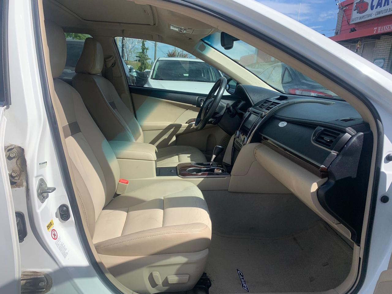 2012 Toyota Camry LE Photo