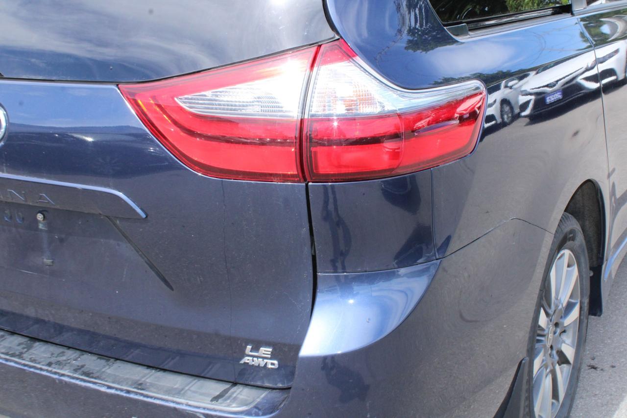 2020 Toyota Sienna LE 7-Passenger AWD - Photo #8