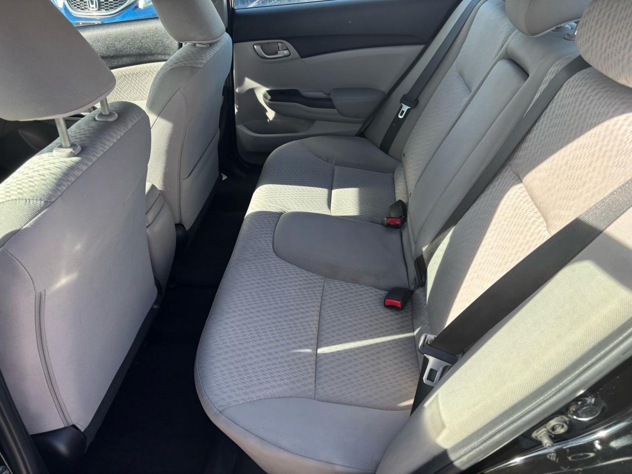 2015 Honda Civic LX, Bluetooth, Back-Up-Camera, Heated Seats