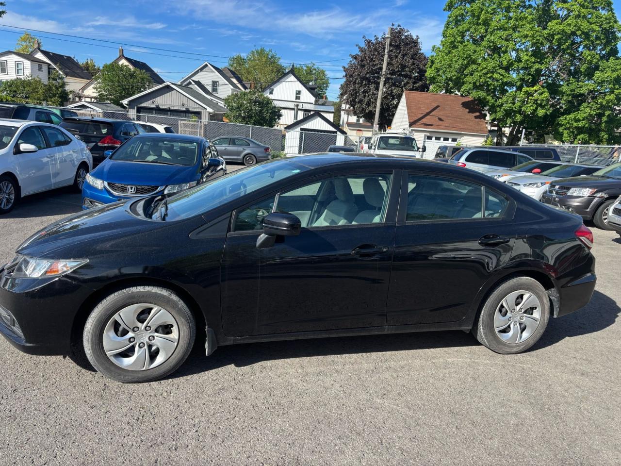 2015 Honda Civic LX, Bluetooth, Back-Up-Camera, Heated Seats