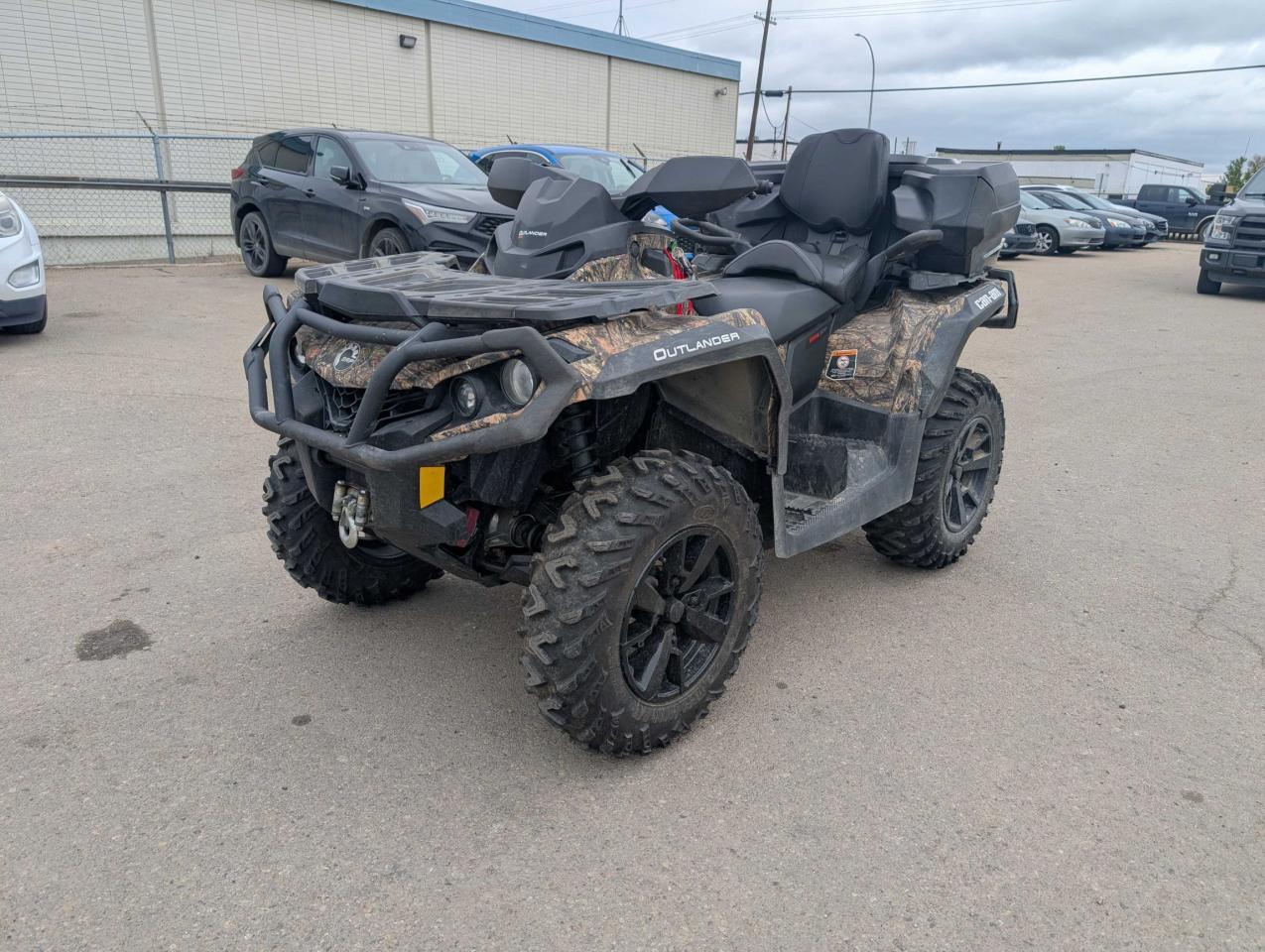 2020 Can-Am Outlander 850 Max XT  - Photo #1