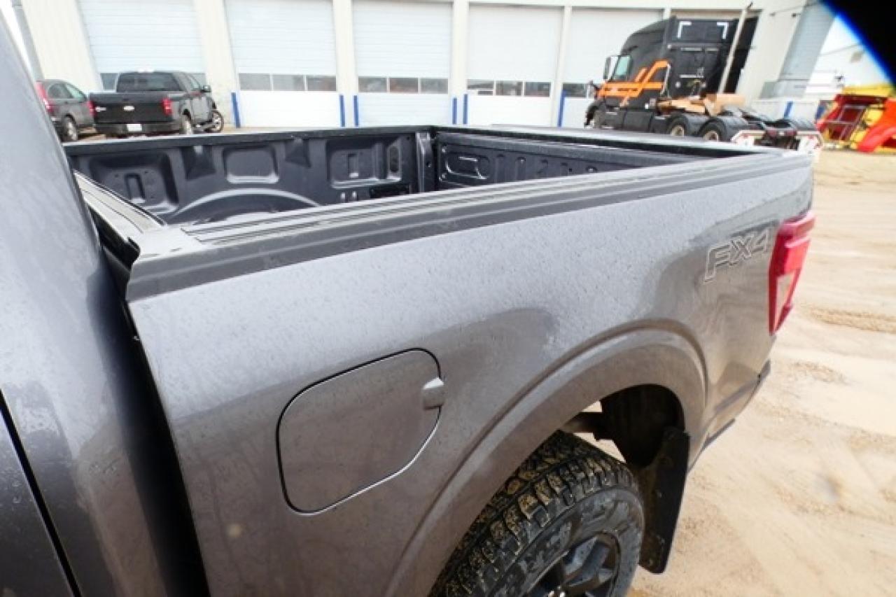 2024 Ford F-150 STX 4WD SuperCrew 5.5' Box w/cloth, NAV, BUC - Photo #16