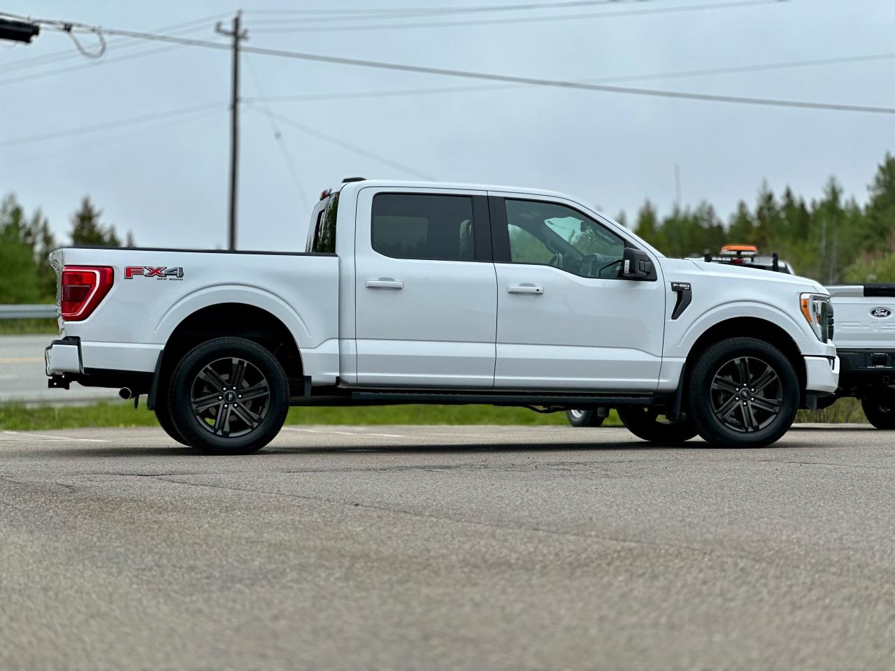 2022 Ford F-150 supercrew 4wd FX4 Photo5