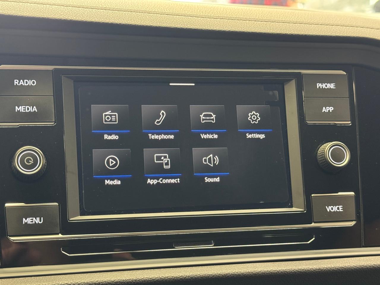 2023 Volkswagen Jetta Trendline+ONE OWNER+CLEAN CARFAX Photo27