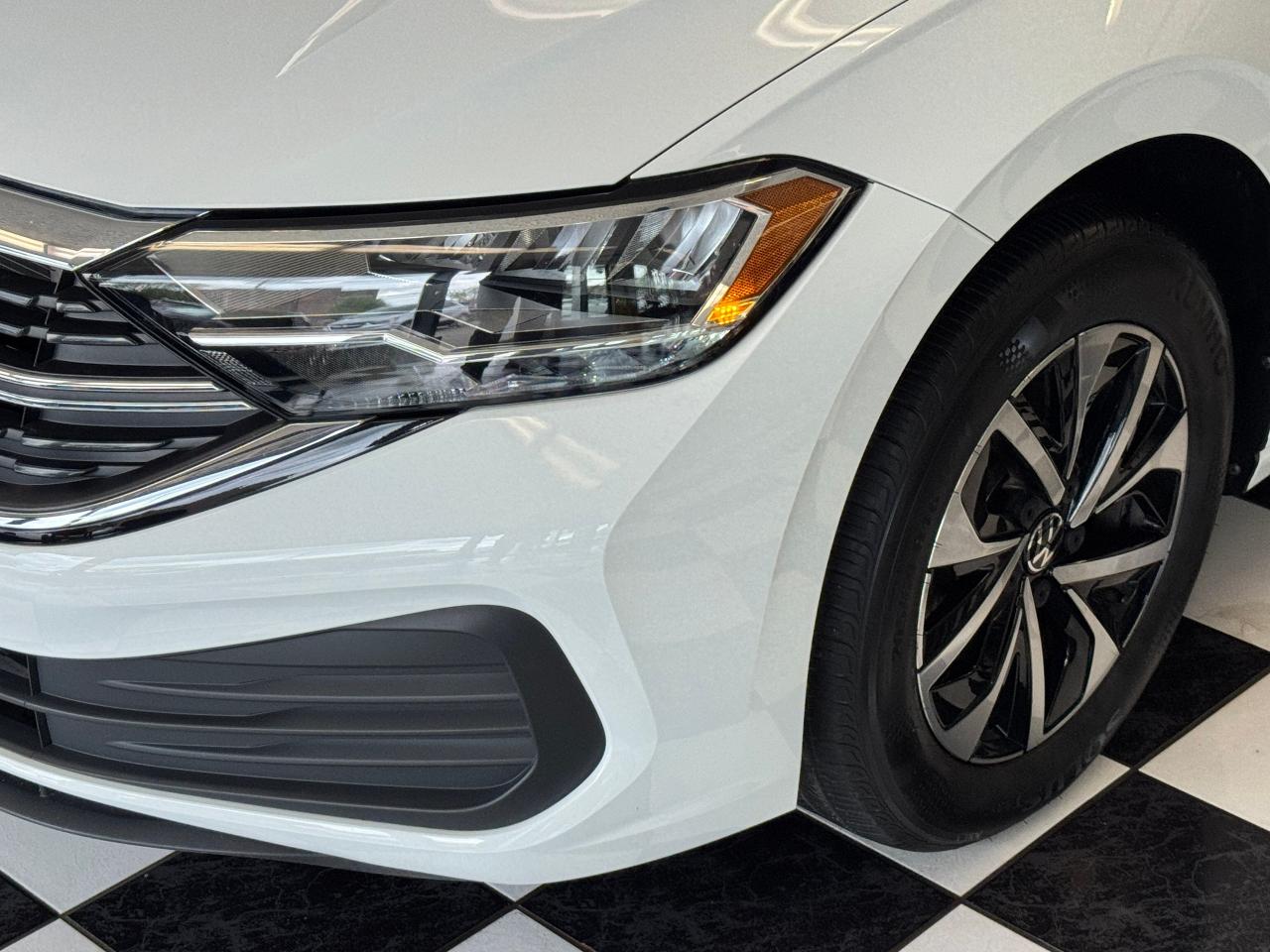 2023 Volkswagen Jetta Trendline+ONE OWNER+CLEAN CARFAX Photo34