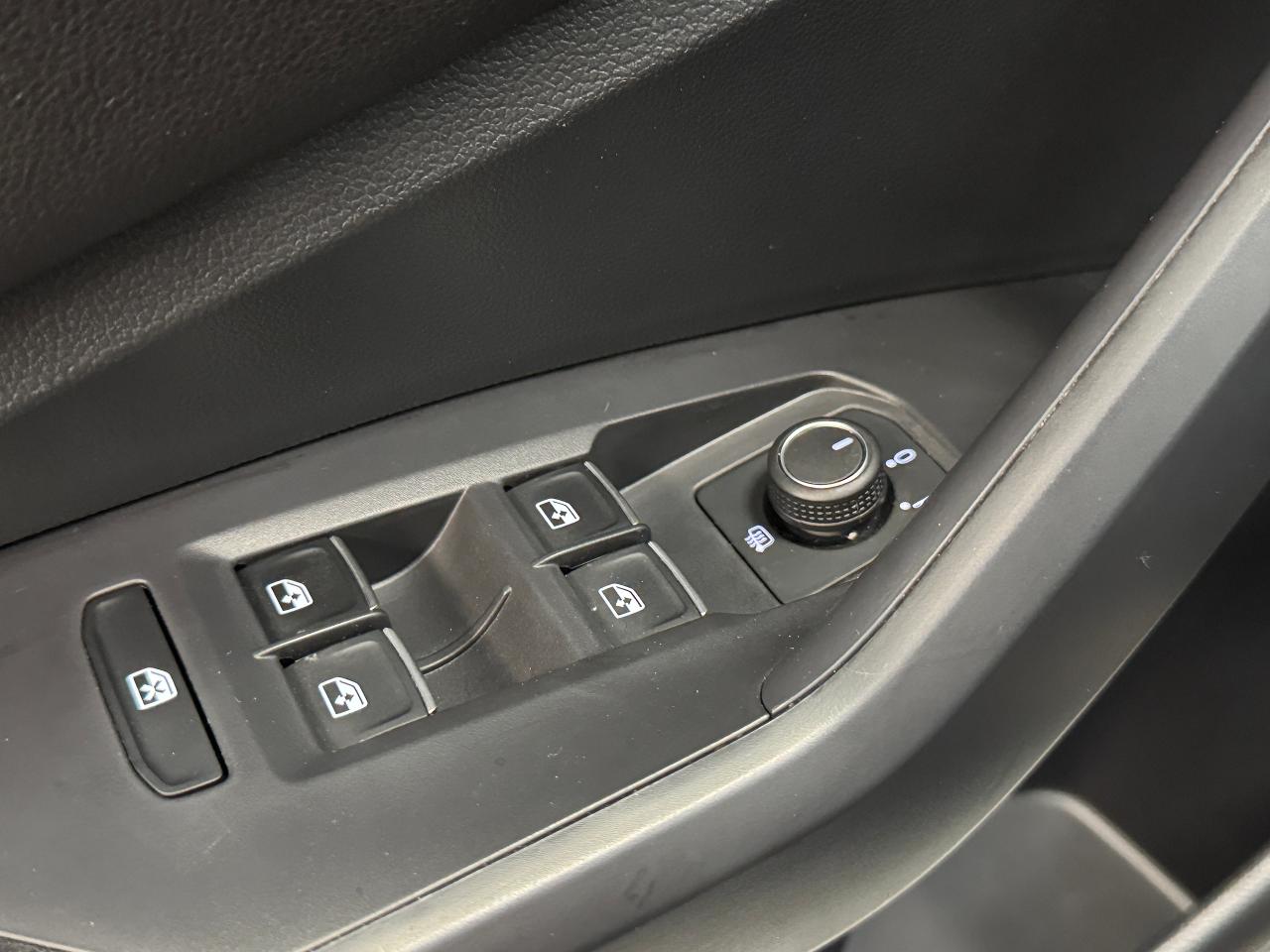 2023 Volkswagen Jetta Trendline+ONE OWNER+CLEAN CARFAX - Photo #44