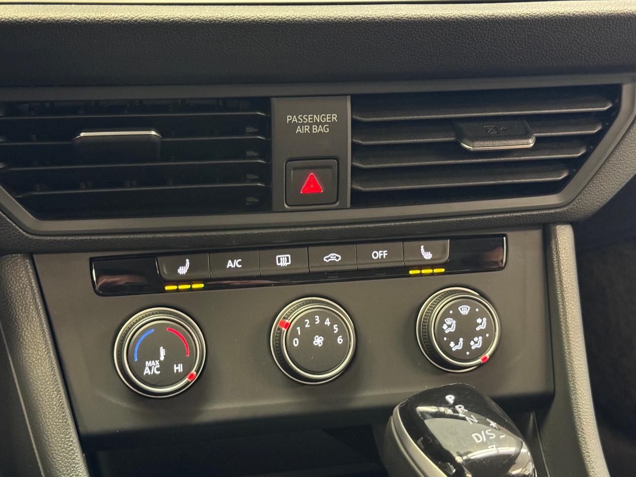 2023 Volkswagen Jetta Trendline+ONE OWNER+CLEAN CARFAX Photo30