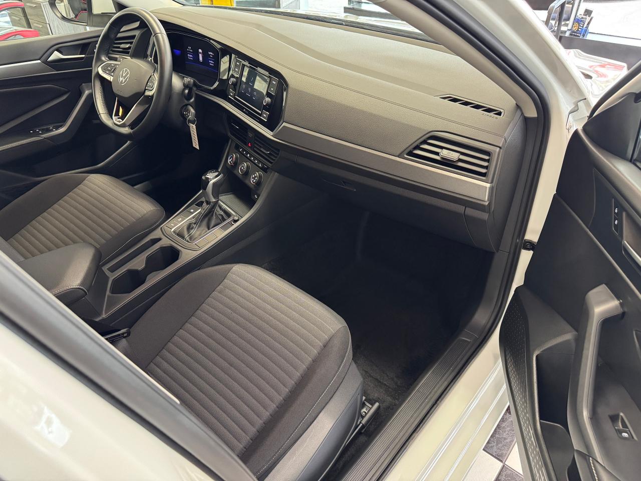 2023 Volkswagen Jetta Trendline+ONE OWNER+CLEAN CARFAX Photo20
