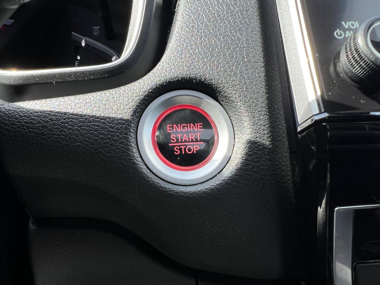 2017 Honda CR-V Touring AWD - Photo #25
