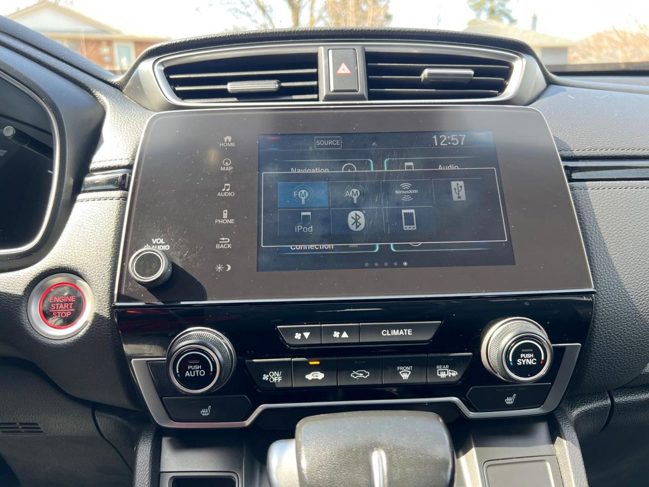 2017 Honda CR-V Touring AWD - Photo #32