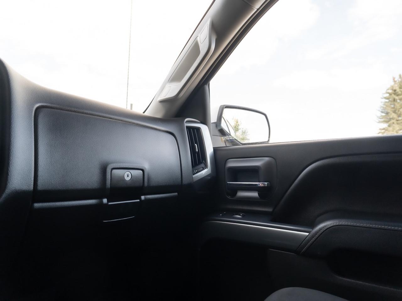 2016 Chevrolet Silverado 1500 LT Photo13