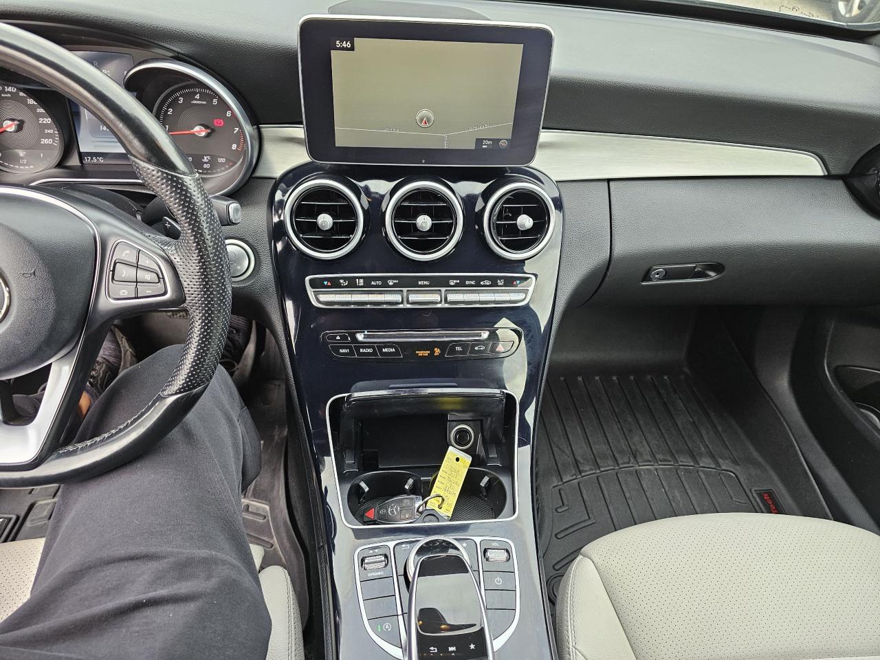 2017 Mercedes-Benz C-Class C 300 4-MATIC /NAVI/PANORAMIC/BACKUP CAMERA/ 142KM - Photo #14