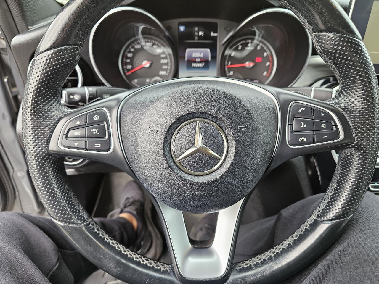 2017 Mercedes-Benz C-Class C 300 4-MATIC /NAVI/PANORAMIC/BACKUP CAMERA/ 142KM - Photo #12