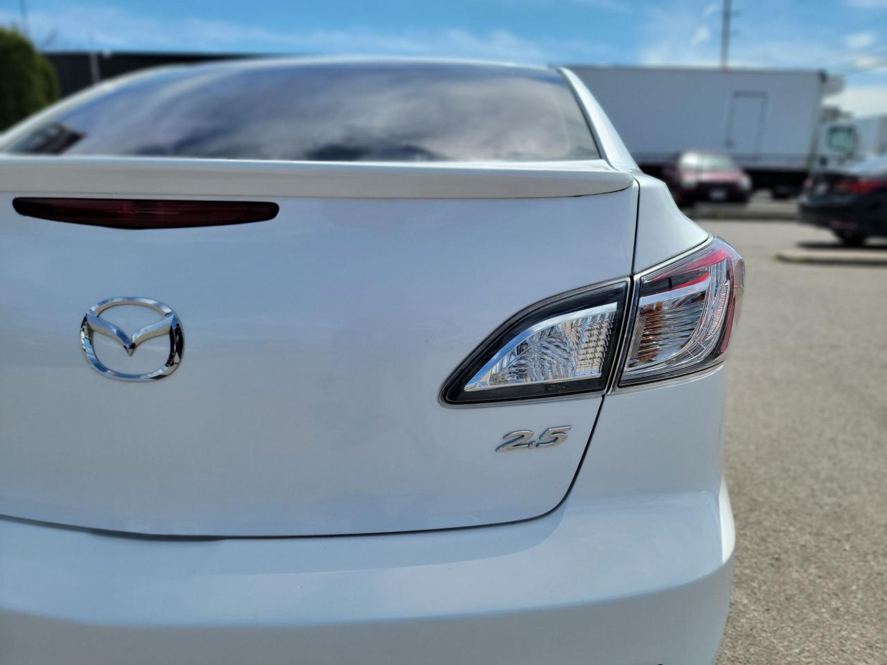 2012 Mazda MAZDA3 GT | LOW KMS | LIKE NEW - Photo #6
